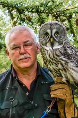 Dave and his Great Grey Owl 'Midnight'